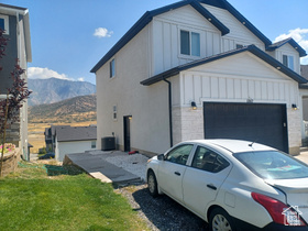 Photo 3 for 1867 S Longview Rd