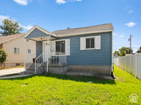 Photo 3 for 766 E Spring View Dr
