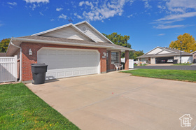 Photo 2 for 4015 Meadow Wood Dr