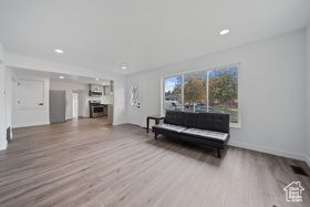 Photo 4 for 421 E Saunders St
