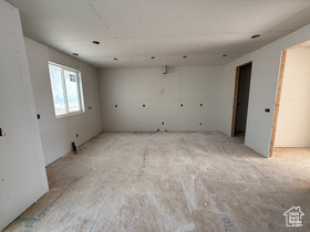 Photo 3 for 2973 E Clarkstone Dr