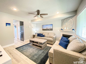 Photo 6 for 942 N Newberg Dr #2