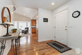 Photo 4 for 139 W Hidden Hollow Cir