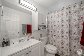 Photo 5 for 184 E Corrie Cir