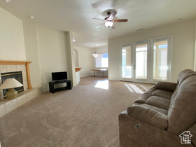 Photo 5 for 2714 Cove Cir