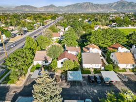 Photo 5 for 4115 S Middlepark Ln #22