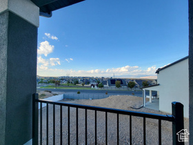 Photo 3 for 6626 S Skyloop Dr #6