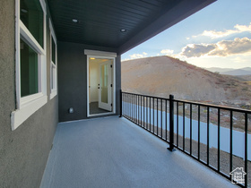 Photo 4 for 6626 S Skyloop Dr #6