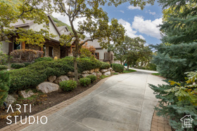 Photo 3 for 3532 N Layton Ridge Dr
