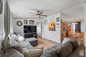 Photo 5 for 2600 N Hill Field Rd #4
