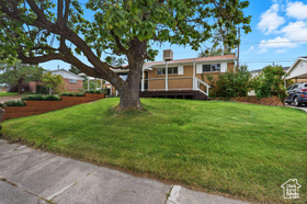 Photo 2 for 5352 S Charlotte Ave