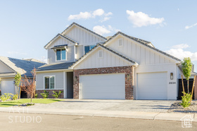 Photo 3 for 2834 E Rill Dr
