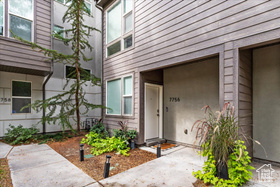 Photo 2 for 7756 S Rooftop Dr