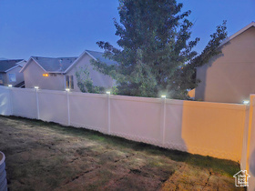 Photo 4 for 6823 W Bottlebrush Ln