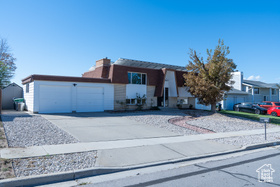 Photo 1 for 1124 E Sleepy Hollow Ln
