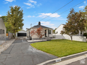 Photo 4 for 746 E Zenith Ave