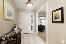 Photo 3 for 2056 E Meadow Lark Way