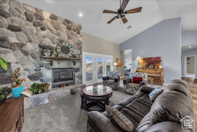 Photo 4 for 646 W Verde Ridge Rd