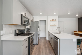 Photo 4 for 8626 W Cordero Dr #1172