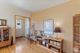 Photo 2 for 1315 E Walcott St