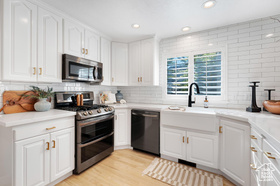 Photo 6 for 355 W 4020 North