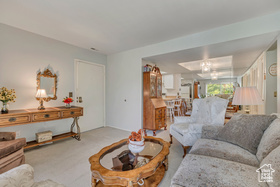 Photo 4 for 1697 E Woodbridge Dr #4