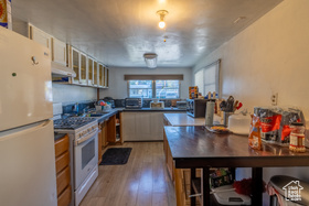 Photo 2 for 333 Childs Ave #16C