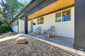 Photo 2 for 4656 S Nathan Cir