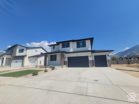 Photo 2 for 669 N Plainsman Dr #112