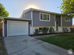 Photo 2 for 3906 S Boothill Cir