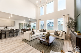 Photo 4 for 1083 W Chokecherry St #233