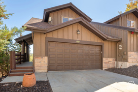 Photo 3 for 5221 Cove Canyon Dr #B