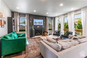Photo 4 for 11012 S Albion Pass Ct Ct