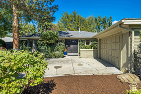 Photo 4 for 2035 E Ribbon Ln