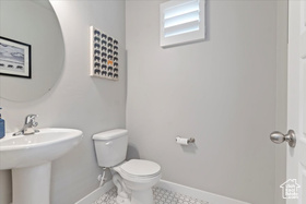 Photo 5 for 1538 W Oakbrook Dr