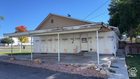 Photo 2 for 126 E 400 North