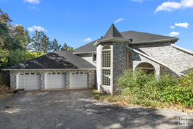 Photo 2 for 6124 Osmond Dr