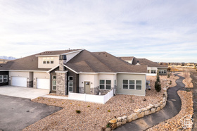 Photo 1 for 1481 N Saratoga View Ln #A