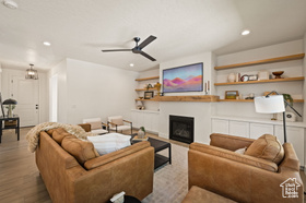 Photo 4 for 8366 S Levine Ln