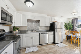 Photo 1 for 768 N Redwood Rd #19