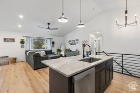 Photo 6 for 1157 E Sego Lily Dr