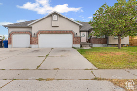 Photo 1 for 1157 E Sego Lily Dr
