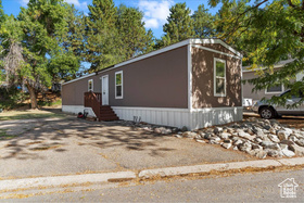 Photo 3 for 2875 N Hill Field Rd #58