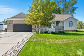 Photo 4 for 187 Country Club Dr