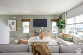 Photo 5 for 1529 W Charmer Ln #1453