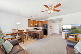 Photo 4 for 3731 N Prairie Grass Dr