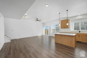 Photo 5 for 4206 W Dead Horse Ct #481