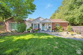 Photo 1 for 5946 S Highland Dr