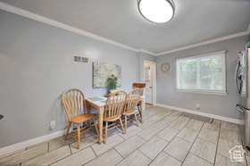 Photo 5 for 5946 S Highland Dr