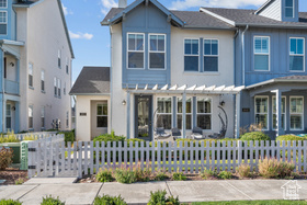Photo 1 for 4652 W Isla Daybreak Rd #128